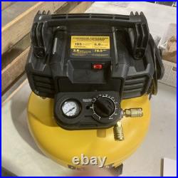 DeWalt Pancake Air Compressor 6 Gallon 165 PSI DWFP55126