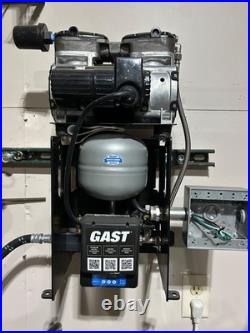 GAST Electric Air Compressor 0.5 hp, 1 Stage, Horizontal, 0.53 gal, 2.5 cfm, 55