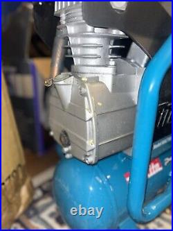 Makita MAC700 2.0 Hp 2.6 Gallon Cast Iron Roll-Cage Big Bore Air Compressor