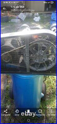 PUMA Industrial Air Compressor 2 HP Oil-Lubricated Cast Iron Pump 30 Gallon Tank