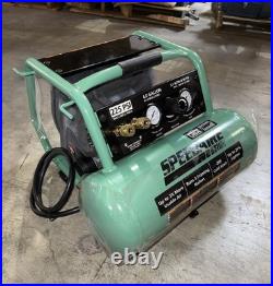 Speedaire AM1-HE15-03QG Portable Air Compressor 4 gal 225 PSI Oil Free 1.70 HP